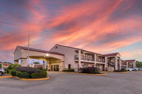 Отель Best Western Lindale Inn  Линдейл